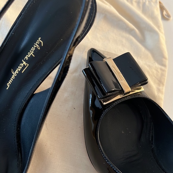Salvatore Ferragamo Slingback Sandal Black Patent Heels with Gold buckle Size 38 - Picture 4 of 15